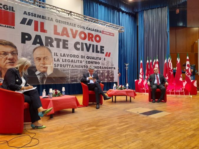 images Lavoro, legalità, sviluppo: a Lamezia Terme il confronto tra Gratteri e Landini sul futuro della Calabria e del Paese