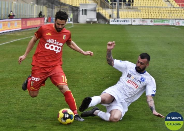 images CATANZARO vs PAGANESE: 1-0 finale. Le Aquile vincono ancora e volano