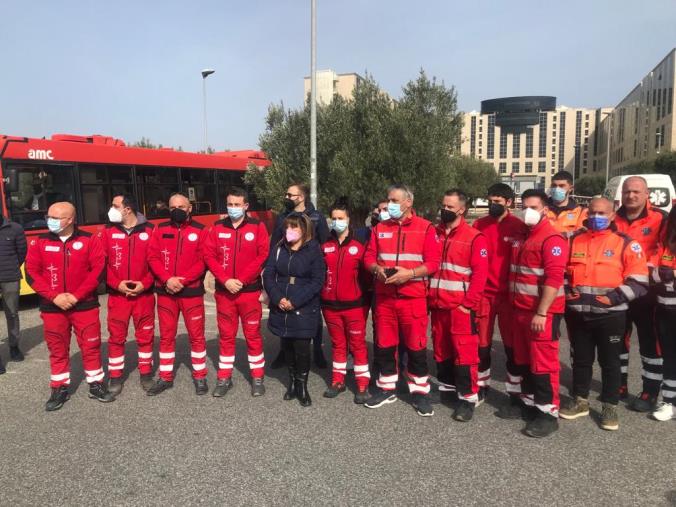 images Catanzaro, rincari e niente rimborsi: la protesta degli operatori delle ambulanze per i dializzati