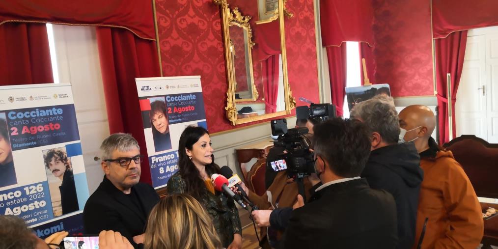 images Presentato nel Salone degli Specchi di Cosenza il Festival "Fatti di Musica" 2022