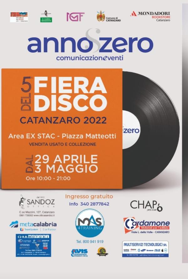 images Catanzaro, all'Ex Stac inizia la V edizione della Fiera del Disco