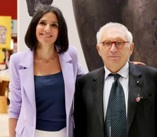 images Salone del libro Torino, la vicepresidente Princi: "Molto onorati per la visita del ministro Bianchi allo stand della Calabria"