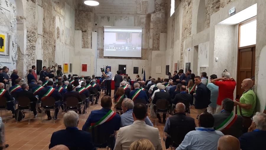 images Cis Calabria, Nesci: "I Comuni hanno colto l'opportunità data dal Governo"