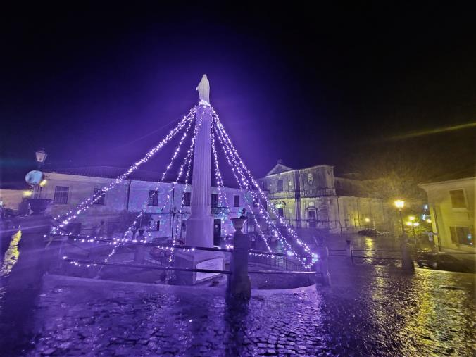 images Si accendono le luci natalizie a Squillace: il programma del Comune per le festività (FOTO)