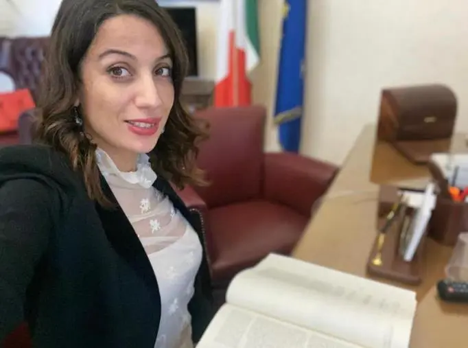 Fondi Ue, Scutellà (M5S): "La Calabria rischia di perdere 1 miliardo di euro e Occhiuto pensa al Ponte sullo Stretto"