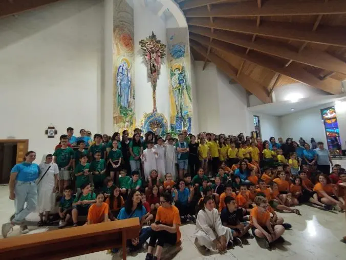 Lamezia, "Estate Ragazzi" nella Parrocchia San Raffaele Arcangelo: il viaggio nell’essenziale