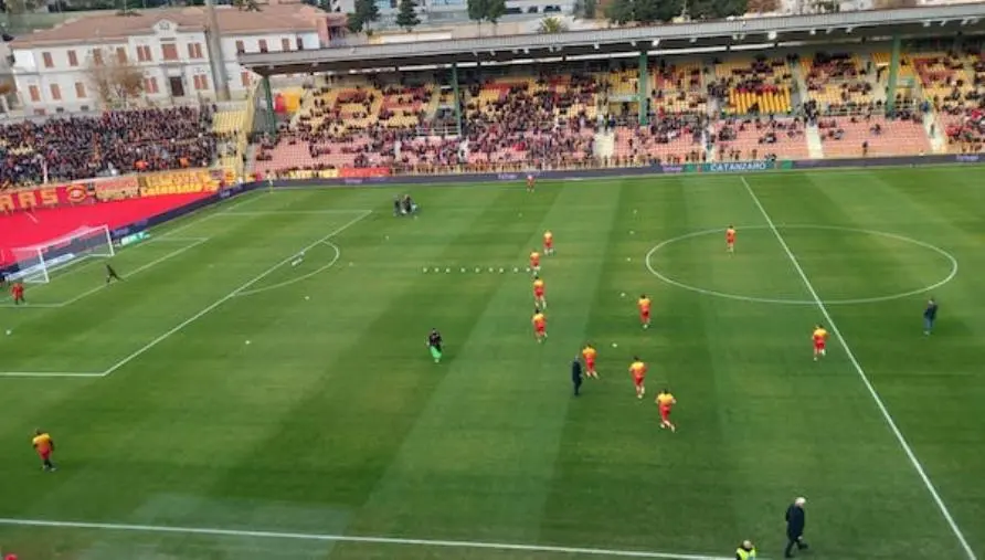 images Serie BKT, Catanzaro e Pisa in campo alle 16.15: le formazioni ufficiali