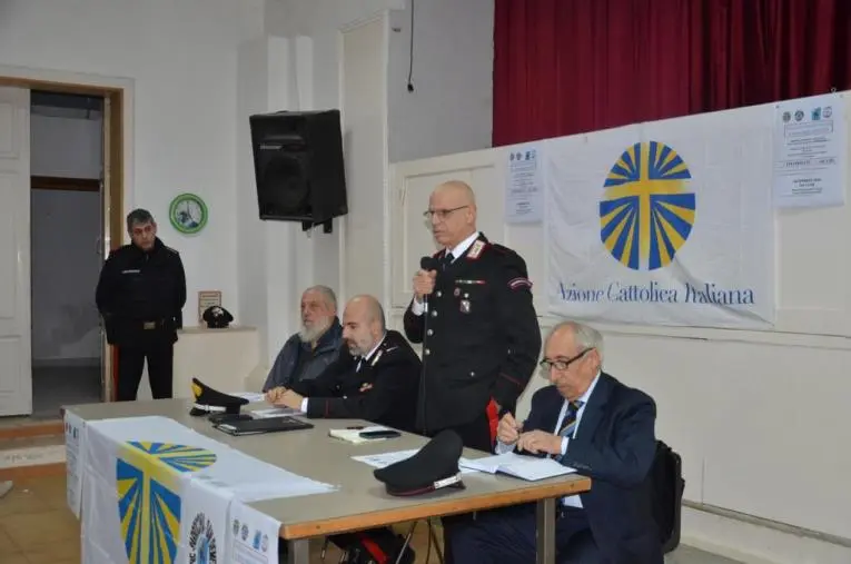 images Rischio truffe, i Carabinieri incontrano gli anziani nel Reggino per spiegare i pericoli