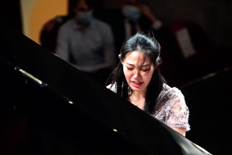 images Ama Calabria, domani a Palmi Recital della pianista Ying Li vincitrice del
Premio Internazionale Antonio Mormone