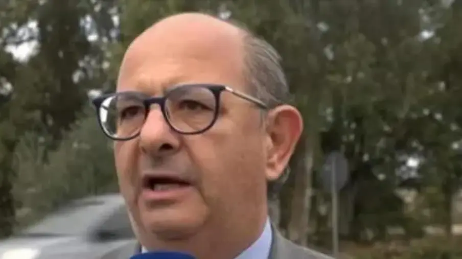 Crotone, il consigliere Pedace al Commissario Errigo: “Si dimetta”