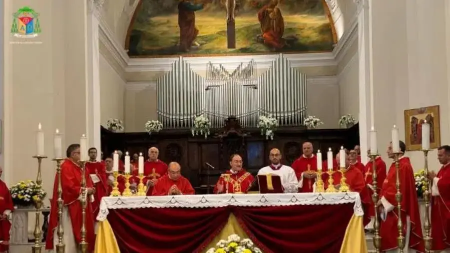 images Lamezia, mons. Parisi presiede la Messa dedica ai santi Pietro e Paolo: "Seguiamo il loro esempio"