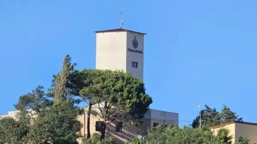 images Chiaravalle, l’opposizione attacca: “Emergenza idrica gestita in modo vergognoso”