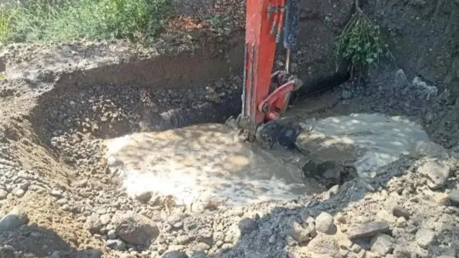 Lavori acquedotto Alli-Passante: senza acqua Cropani, Botricello, Sellia Marina, Simeri Crichi, Soveria Simeri e Sersale