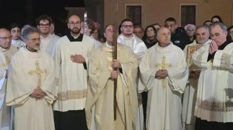 A Lamezia aperto il Giubileo, mons Parisi: "Rompiamo le catene delle nostre schiavitù"