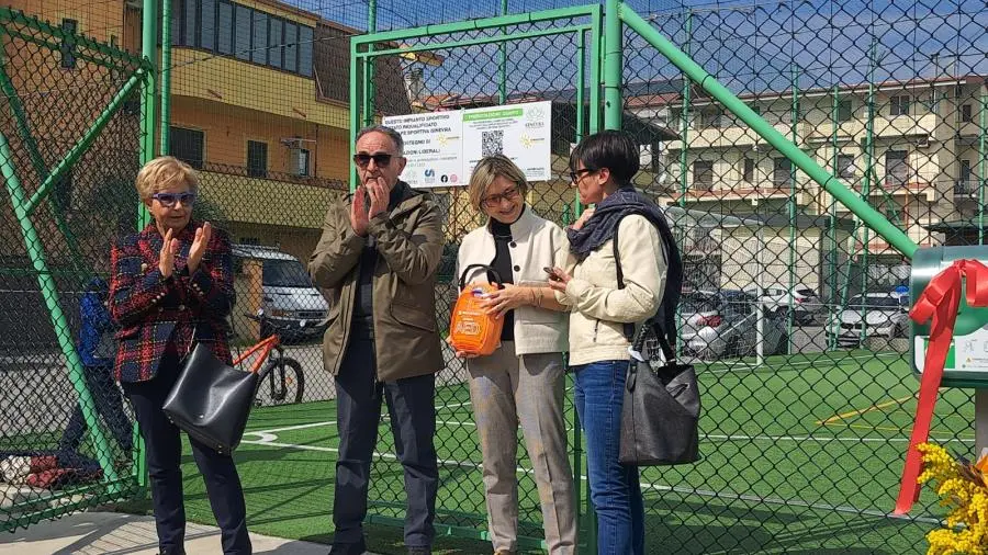 Cropani, installato un defibrillatore in memoria dell'infermiera pediatrica Silvana Froio