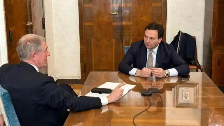 Vertenza Call Center, Fausto Orsomarso (FDI): "Si va verso una soluzione che riqualifica i lavoratori"  