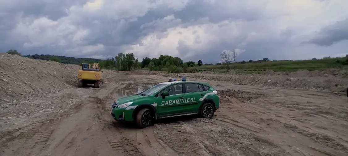 images Inquinamento ambientale: a Seminara denunciato il titolare di una ditta  