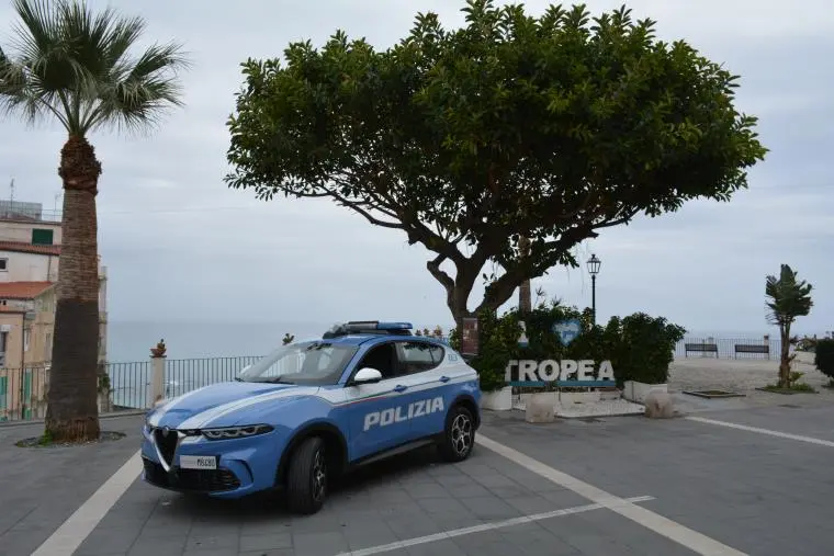 Tropea, rissa nel locale notturno: 8 fogli di via e 6 divieti di accesso ai locali pubblici