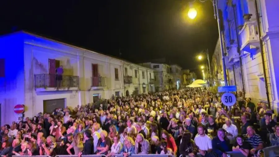 A Borgia il successo travolgente dei Gipsy’s Kings: prossima data l'11 agosto con Piero Procopio