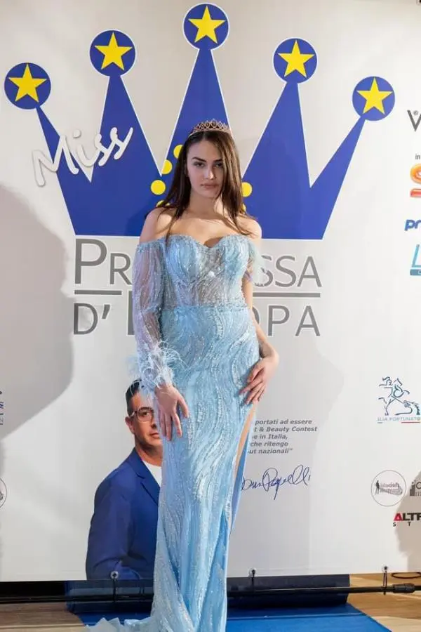 images Girifalco, Doris Signorello approda alle finali nazionali ed europee di Miss Principessa d'Europa