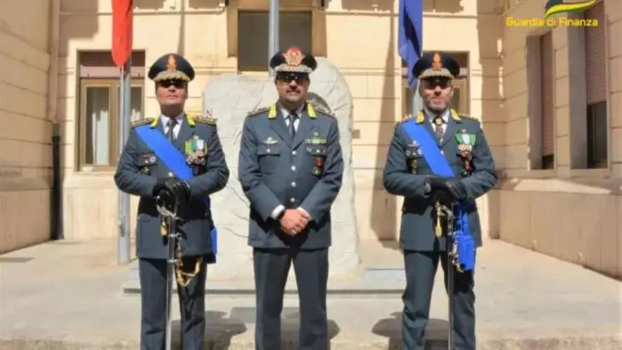 images Guardia di Finanza a Reggio, al colonnello Silvari succede il colonnello Ciccarelli 