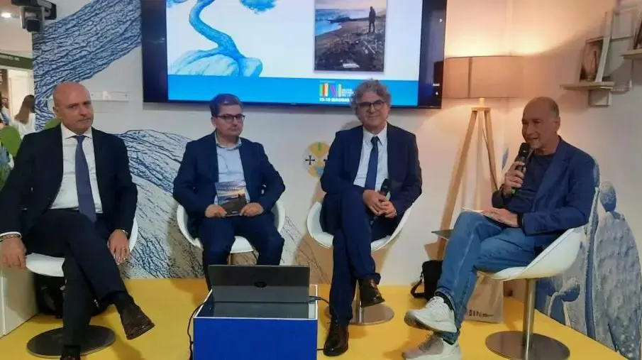 La tragedia di Steccato di Cutro raccontata al Salone internazionale del libro di Torino