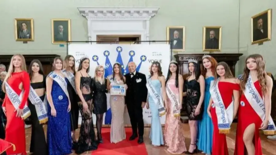 'Miss principessa d'Europa' a Catanzaro: reginetta della serata Marcela Ciambrone 