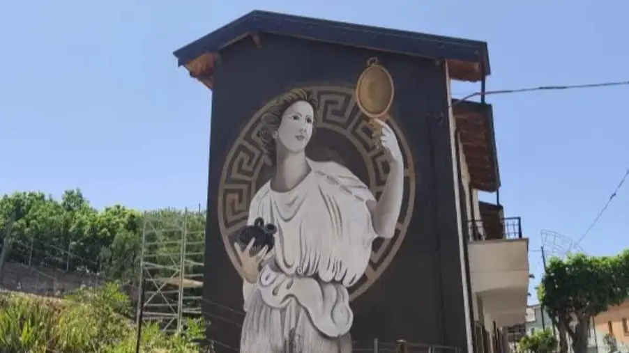 L'antica Laos rivive sui muri di Santa Maria del Cedro: arte urbana per raccontare la Magna Grecia