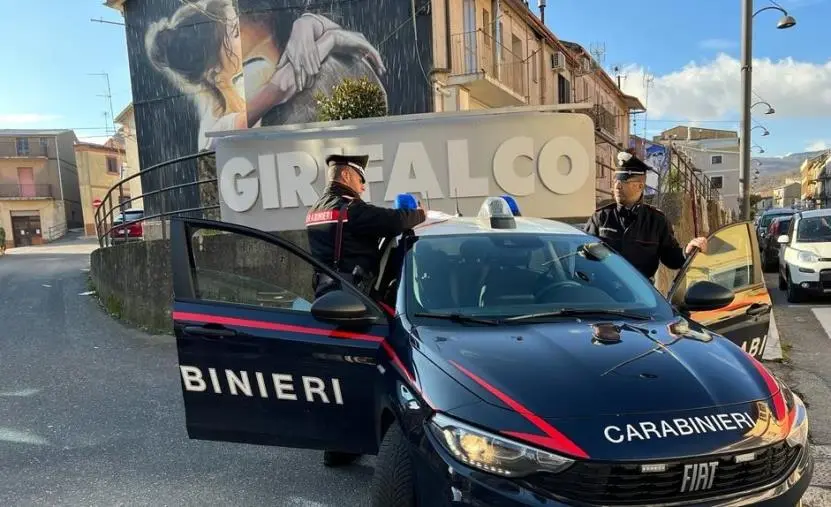 images Girifalco, truffano un anziano di Soveria Simeri fingendosi carabinieri: un arresto e una denuncia 