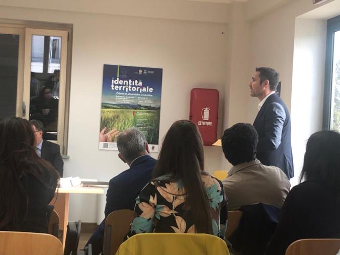 images “Nutri-Menti, la Cultura del Gusto nel rispetto della Terra” al centro di un incontro presso Crisea a Belcastro