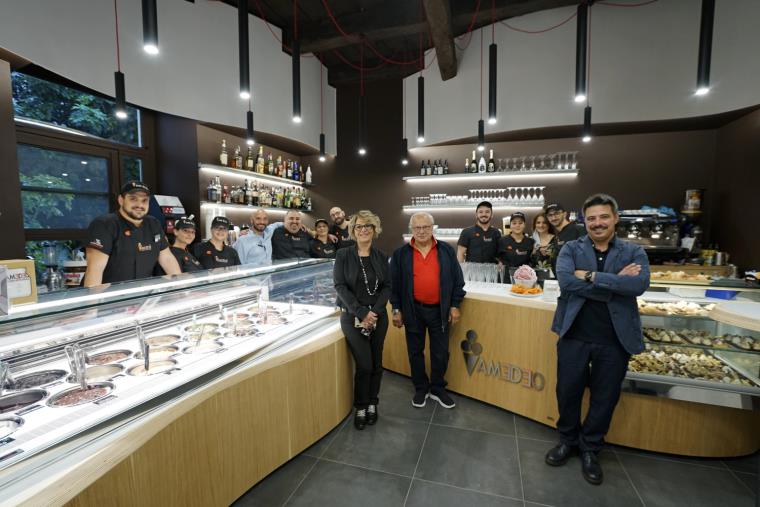 images Catanzaro. È tornata la gelateria Amedeo su Corso Mazzini: il gusto ha un nuovo design (FOTO)