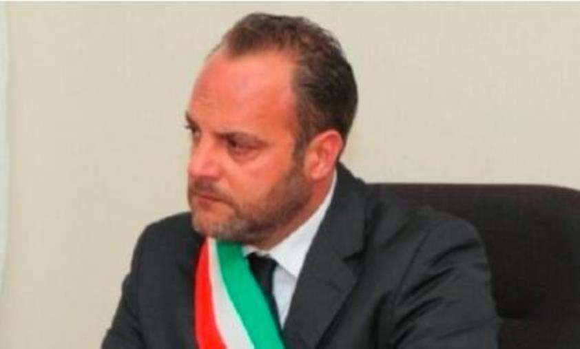 Arrestato il sindaco di Celico: è indagato per concussione 