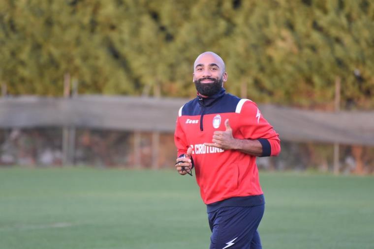 images Crotone, Armenteros si gode il primo gol in rossoblù e punta al Pescara