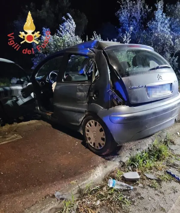 images Lamezia Terme, incidente tra due auto: tre feriti


 