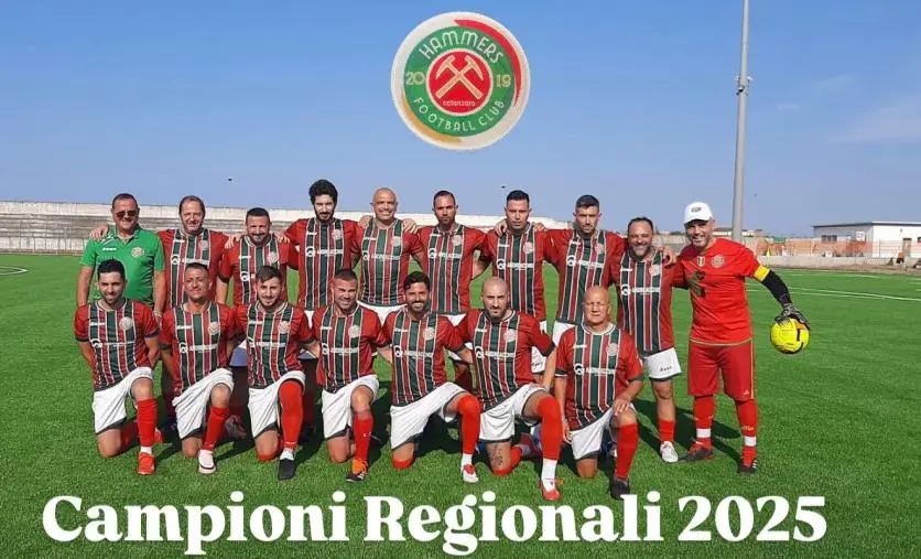 Amatori ASC calcio a 11 over 35, nuovo trionfo per gli Hammers Catanzaro 