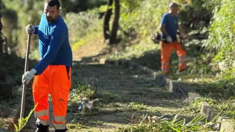 Ripulite e bonificate le piste ciclabili del parco fluviale di Cosenza