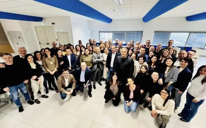 Occhiuto sui social: "Vi racconto della Abramo, abbiamo scritto una storia di lavoro e dignità"
