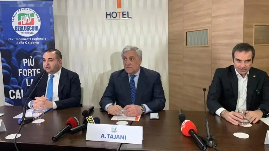 Europee. Tajani a Lamezia: "Nessun derby con FdI e Lega, FI vuole superare il 10%”
