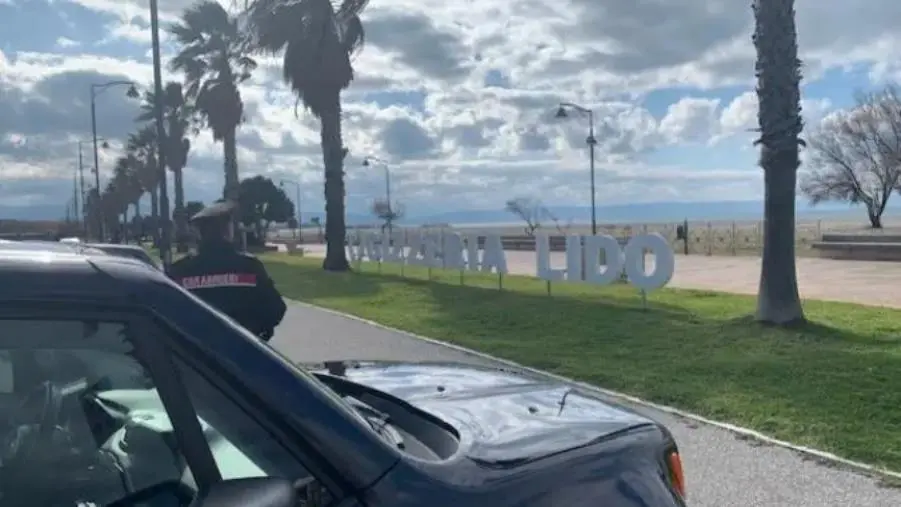 Scarico illecito nel mare di Gizzeria, il Pd: "Che posizione ha il Comune?"