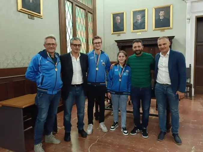 images L’Amministrazione Fiorita riceve e si congratula con gli Arcieri Club Lido per gli obiettivi conseguiti 