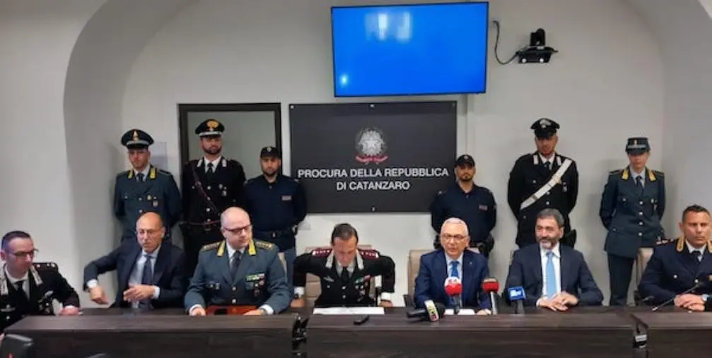 'Ndrangheta a Cosenza, operazione "Recovery": nessun indagato risponde al gip