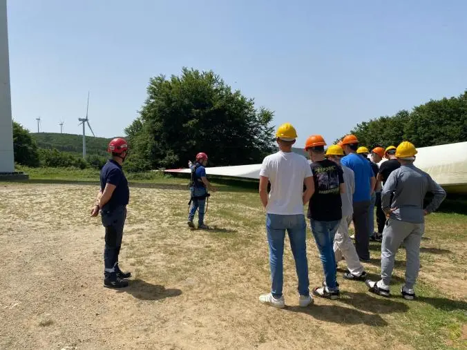 images L’IIS “E. Majorana” di Girifalco è una scuola con "Energia": transizione energetica al centro di un workshop