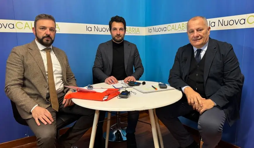 Catanzaro Capitale, Buccolieri vs Costanzo e angolo giallorosso con Argentieri Piuma
