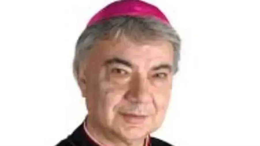 images Satriano tra fede e speranza, il cardinale Battaglia entra in Conclave 