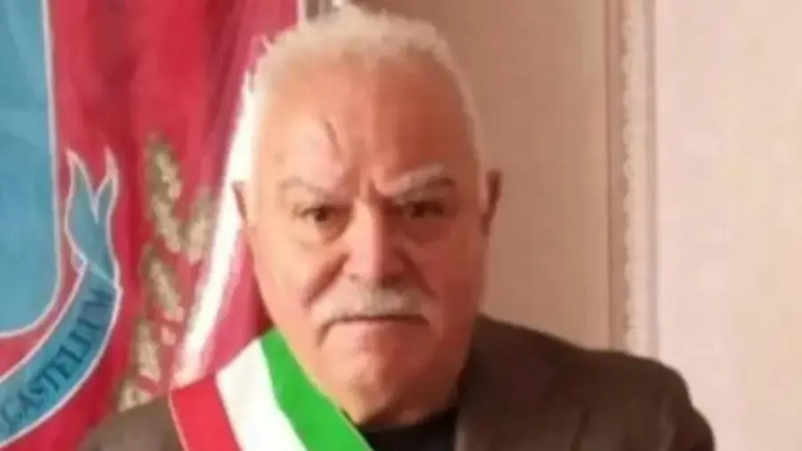 images Poggio Sannita in Molise si spopola? Il sindaco Orlando lo vuole riempire di cittadini onorari