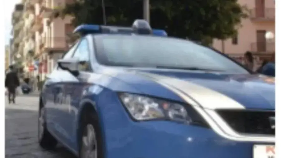 Crotone, ingiuriava e minacciava la compagna: giovane arrestato
