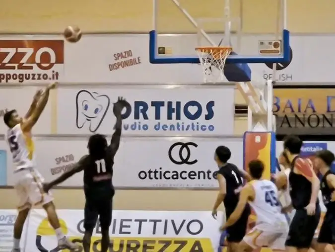 Network Basket Academy, in DR1 la Smaf travolge Soverato 79-45, rimanendo al primo posto
