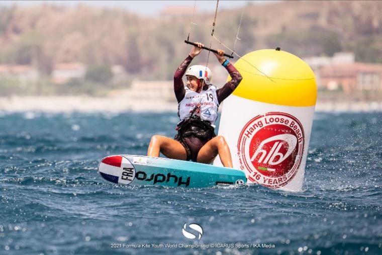 Gizzeria. Terza giornata di regate di Formula Kite U19 e A's Youth Individual World Championship: in testa Koszowkski, Maeder e Damasiewicz
