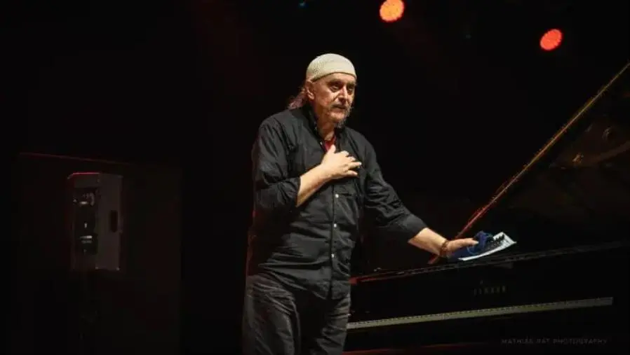 Il “Mestre" brasiliano Egberto Gismonti trionfa a Sibari