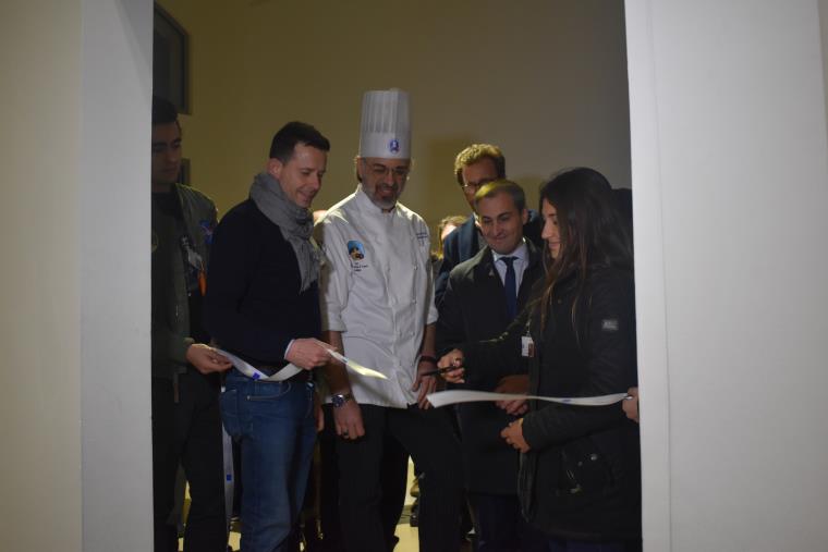 Le usanze dei popoli  viste attraverso il cibo nella mostra "Food Culture and Food Ways" inaugurata all'Ex Stac di Catanzaro (FOTO E VIDEO)